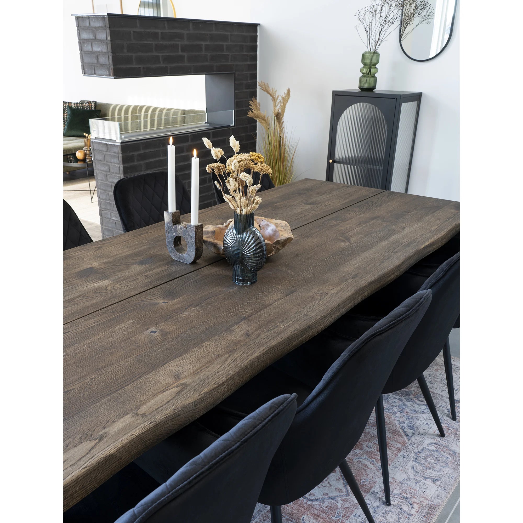 Matbord L240